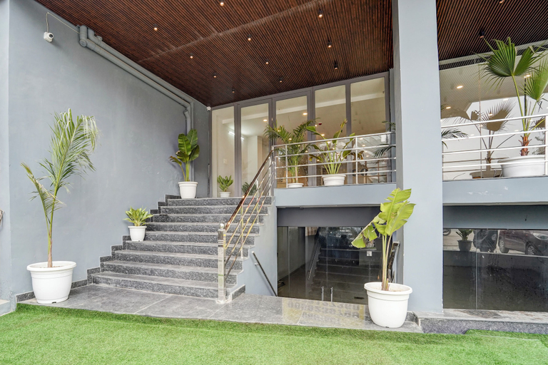 Interior entrance 1, Banquesta Suites, Gautam Buddha Nagar
