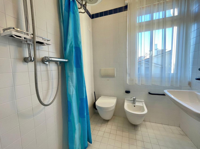 Bathroom, Relaxing villa close to the spectacular beach, Venezia