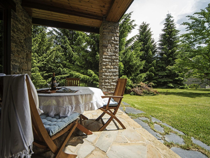 Others 5, Chalet in Vielha near Baqueira Ski Resort, Lleida