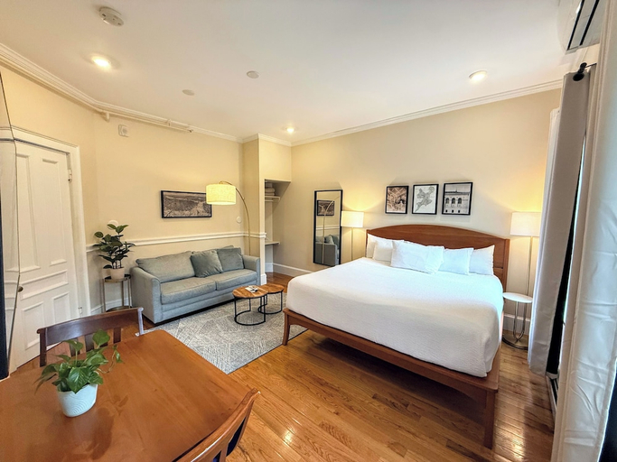 Bedroom 2, The Copley House, Boston