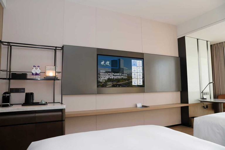 Bedroom 4, Hilton Yuyao, Ningbo