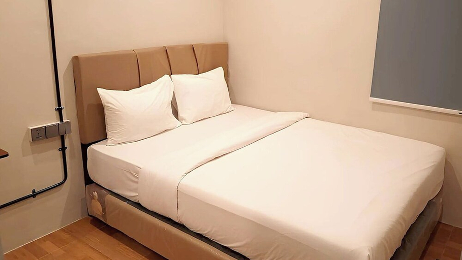 bedroom 10