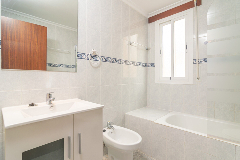 Bathroom 2, Casa Miriam - Apartment In Cala Lliteres, Baleares