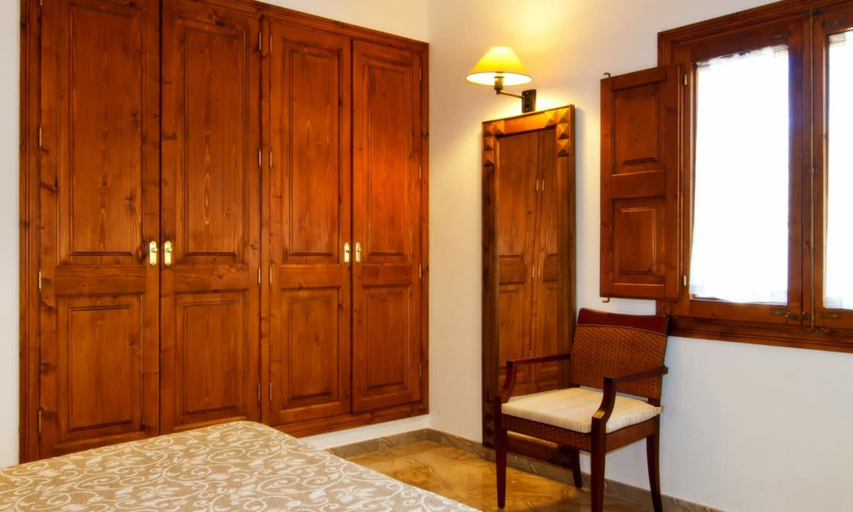 Room 5, Peaceful Mallorca Escape for Families, Baleares