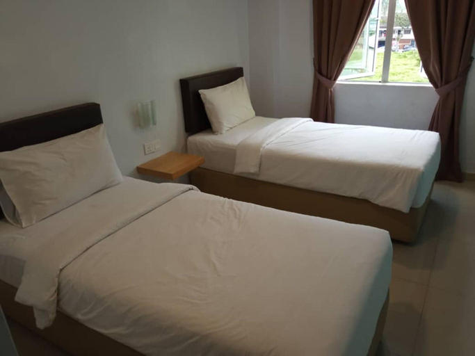 Bedroom, Room V @ Jalan Megat, Batu Pahat