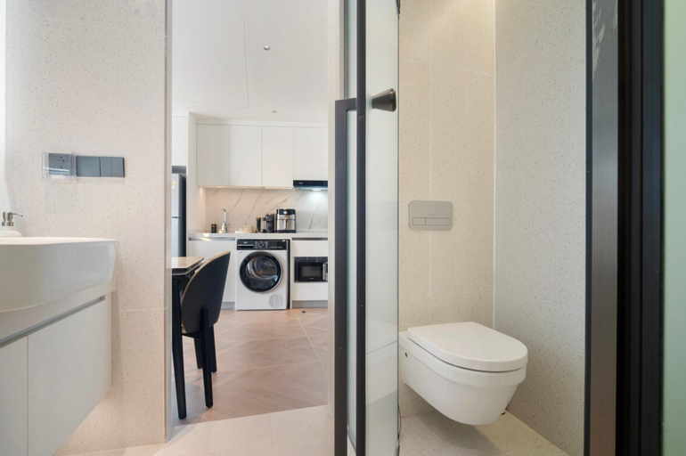 Bathroom 5, Beachfront 1bedroom Apartment, Phuket Island