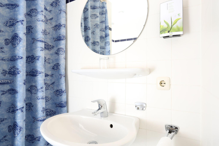 Bathroom 3, Hotel Romerstadt, Augsburg