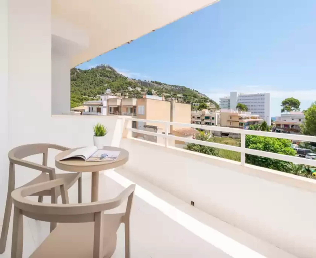 Balcony, Massanet - Apartment In Canyamel, Baleares