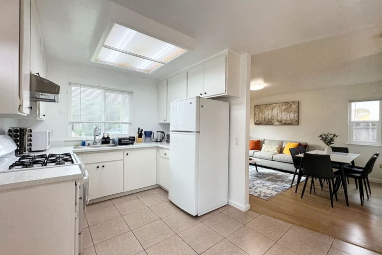 Room 5, Comfortable 4BR Heart Downtown SJ Central AC Sjsu, Santa Clara