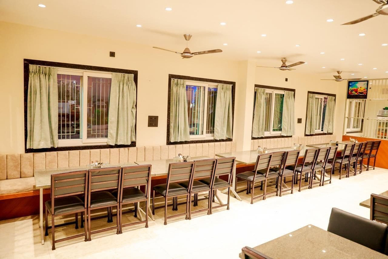 Dining, Hotel Govind And Rooms, Aurangabad