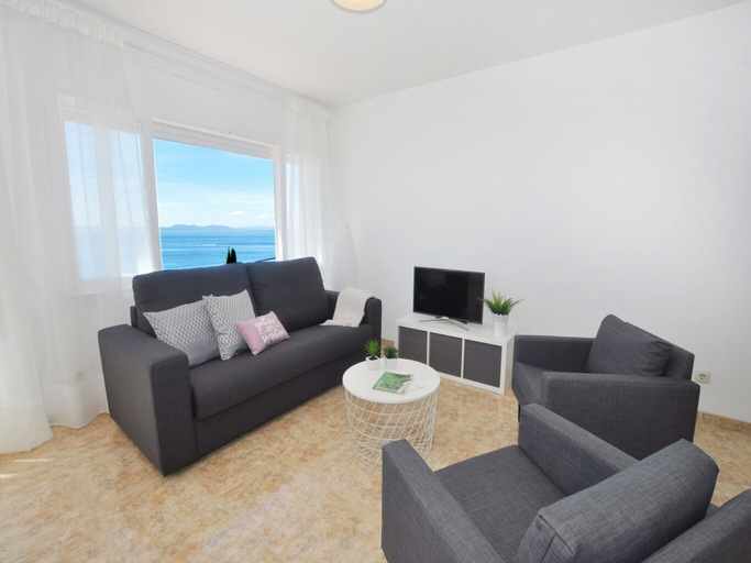 Primary image, Apartment in Roses with Stunning Sea Views, Girona