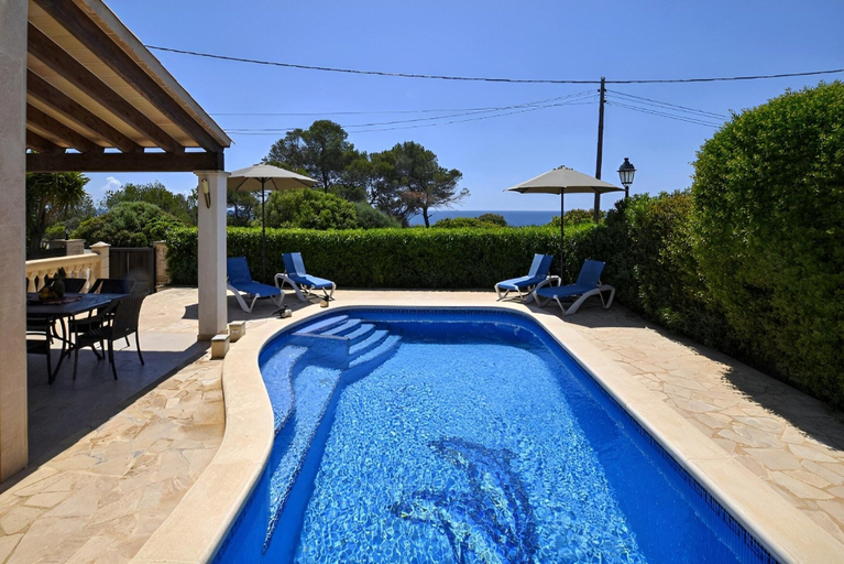 Pool 5, Villa in Santanyi With Private Pool & BBQ, Baleares