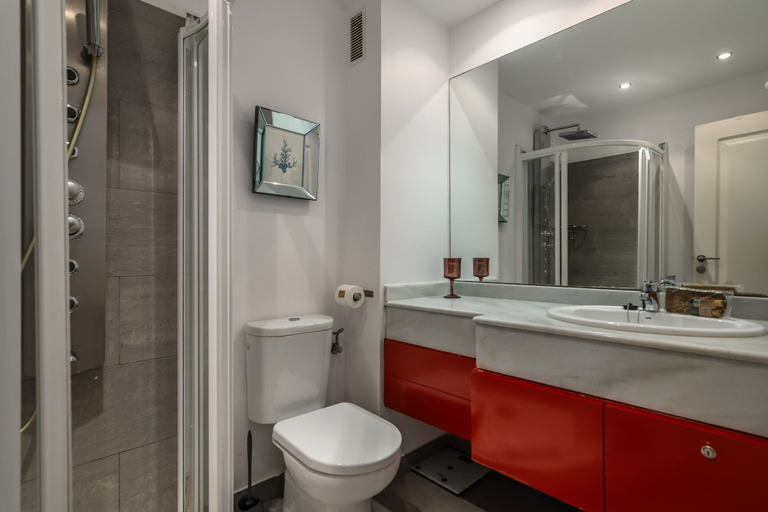 Bathroom 2, Serene Apartment by the Beach, Huelva