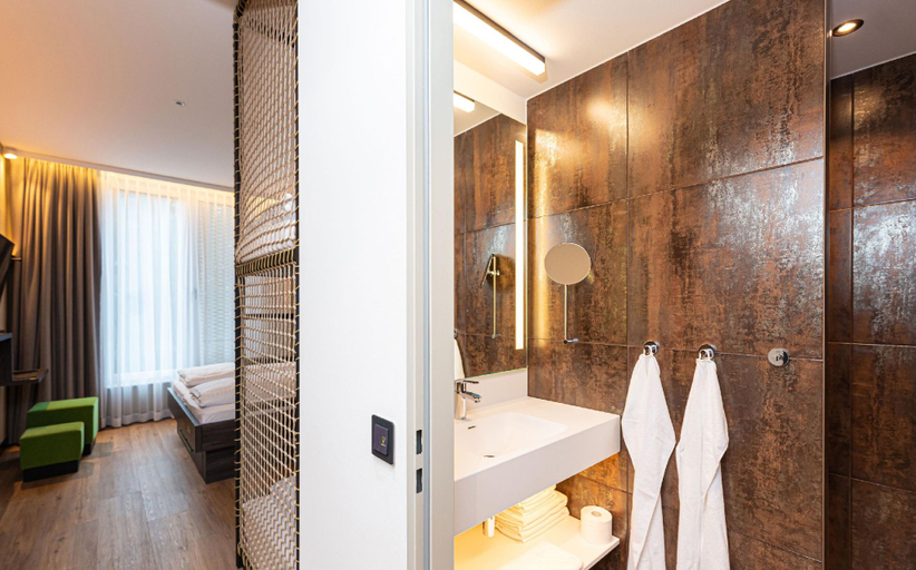 Bathroom 4, Hotel Am Park, Ortenaukreis