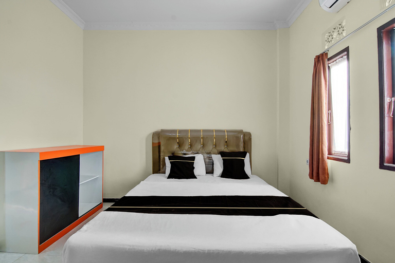 Room 2, Capital O 95046 Gefa Sleep N Go, Pekanbaru
