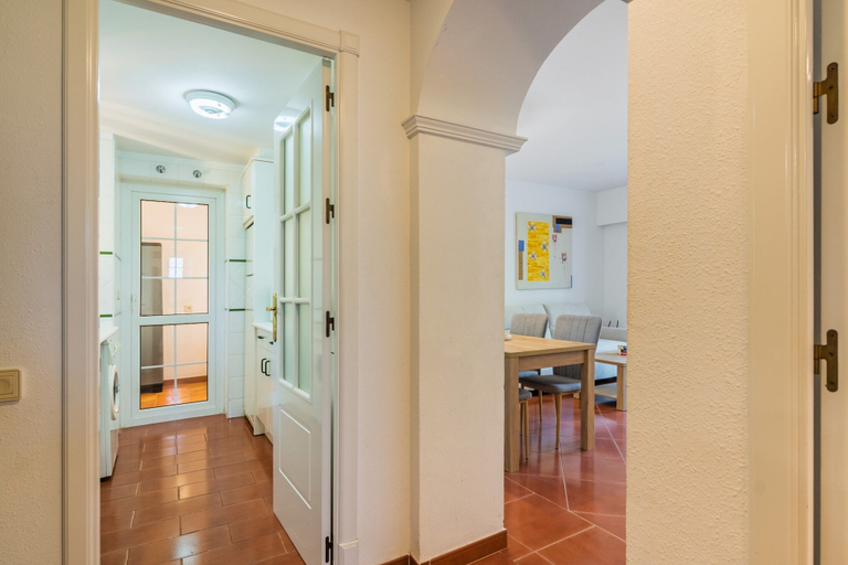 Private kitchen 3, 2-bedroom Beachfront Apartment, Huelva