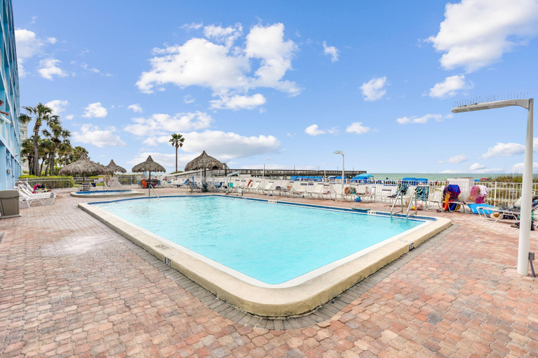 Sport & Beauty 3, Sand Dollar 107, Pinellas