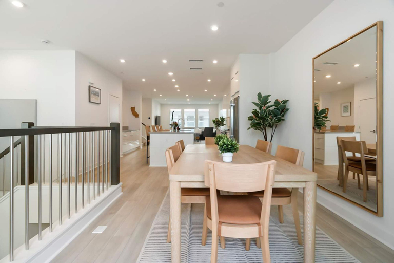 Room 4, Newly Constructed 4 Bedroom, San Diego