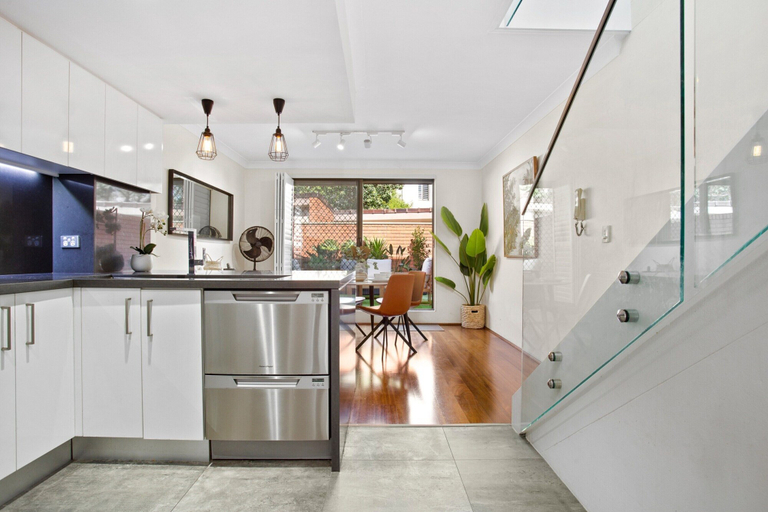 Interior 5, Elegantly Modern 2-bed In The Heart of Chippendale, Sydney