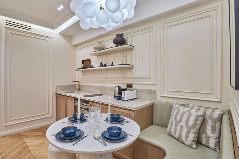 Private kitchen 3, Suite Air-conditioned Opera-louvre-2 Bedrooms, Paris