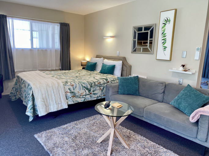Bedroom 2, Heritage Park Lodge, Westland
