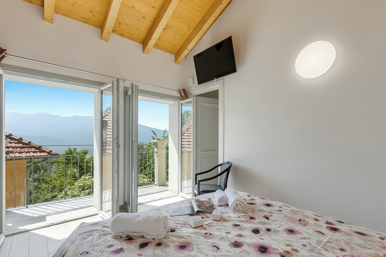 View from room 4, Residenza Quadrifoglio, Varese