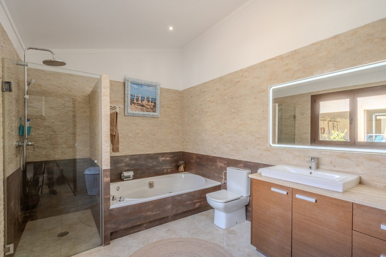 Bathroom 2, Charming Country House in Selva, Baleares