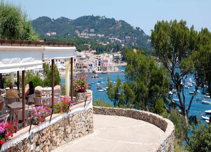 Others 3, Barca Apartment for 6 Persons, Girona