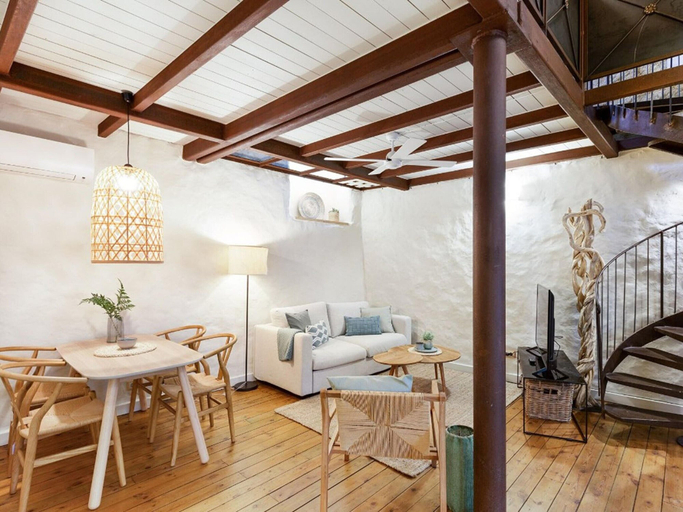 Bedroom 3, Charming Stone House near Beach Retreat, Girona