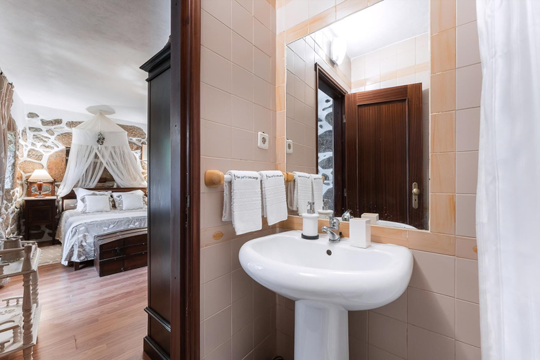 Bathroom 3, Casa Museu da Geada - Rural Hotel, Cinfães