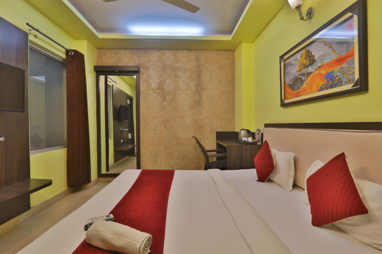 Bedroom 2, Hotel Janki International, Varanasi