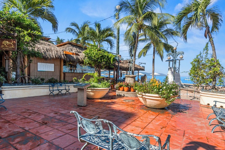 Beach 3, Stylish Apartment Near Los Muertos, Puerto Vallarta