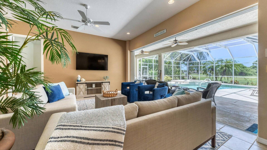 Interior 3, Rtc974, Charlotte