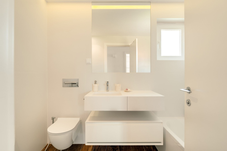 Room 3, Cascais Garden Escape by Cadenzalux, Cascais