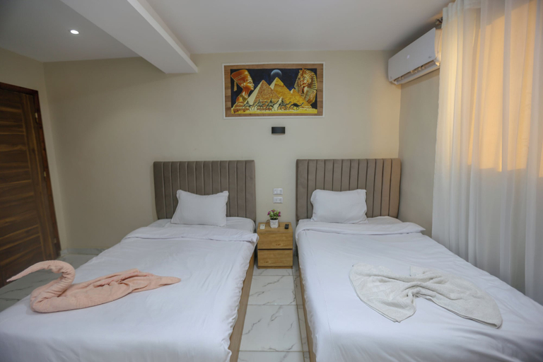 Bedroom 2, Pyramids Solar Boat Inn, Al-Ahram