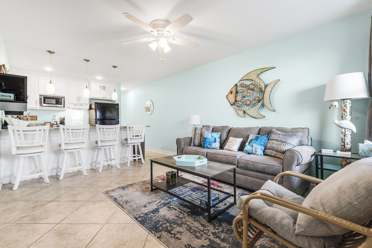 Interior 3, Sunrise Villa 105 - Boardwalk TO THE Beach, Nueces
