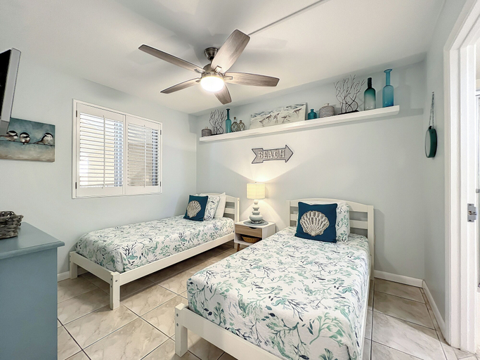 Interior 4, Oceania Beach Club 303, Volusia