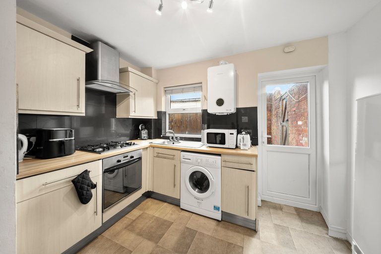 Private kitchen 3, Contractor 3-Bed Long-Stay & Discounts, Wokingham