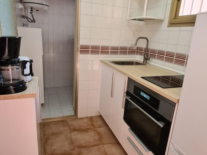 Private kitchen 4, Apartment Near Levante Beach, Alicante