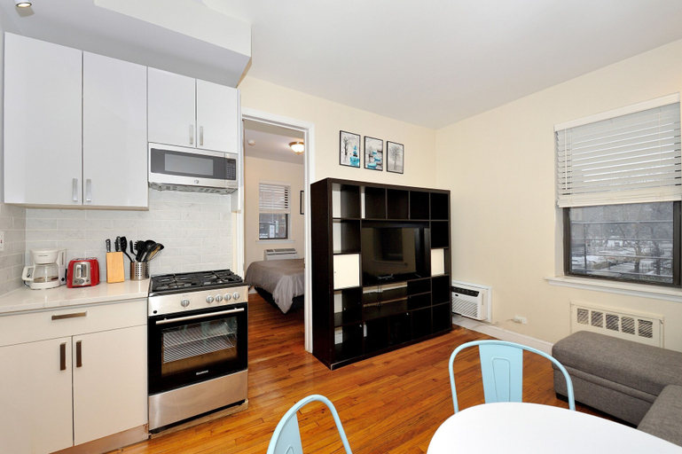 Room 4, Comfy 1 Bed 1 Bath Apartment in NYC, New York