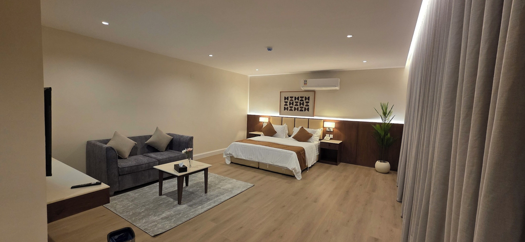 Room 2, Pestana services partments 6
