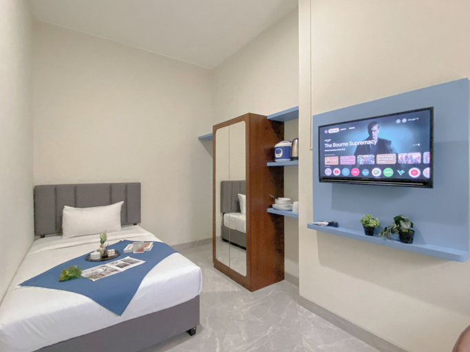 Room 4, Nice Look Studio (No Kitchen) At Celebrity Mansion, Bekasi
