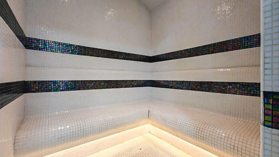 Room 4, Magnificent and Elegant Studio in Al Barsha South, Dubai