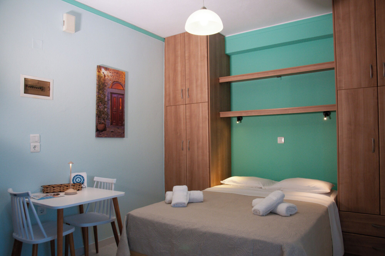 Bedroom 4, GLIPTIS Apartments, North Aegean