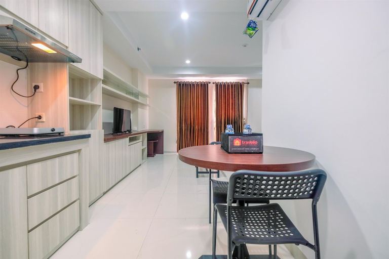Living area 5, Fully Furnished Studio With Comfortable Design Azalea Suites Apartment, Cikarang