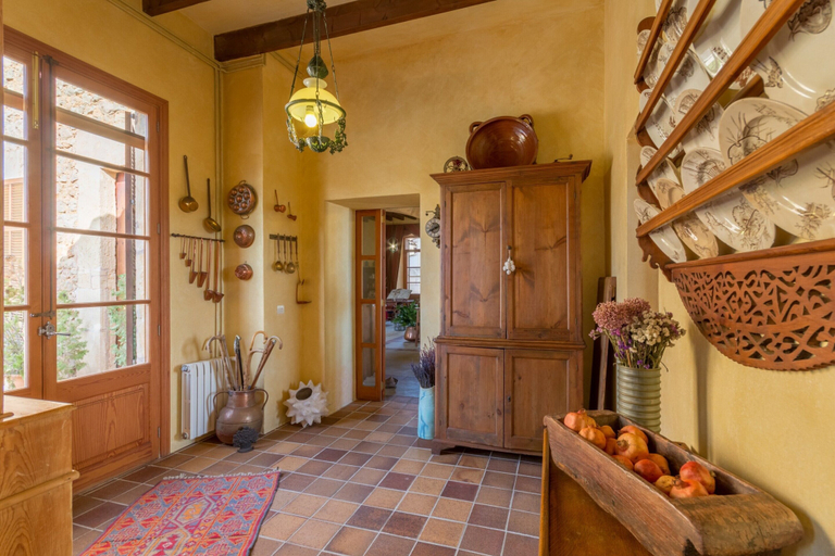 Interior 2, Spacious Lexiclati Villa With Pool, Baleares