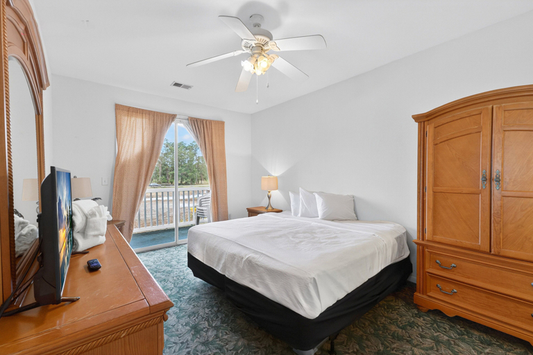 Interior 2, Fairways 30C, Horry