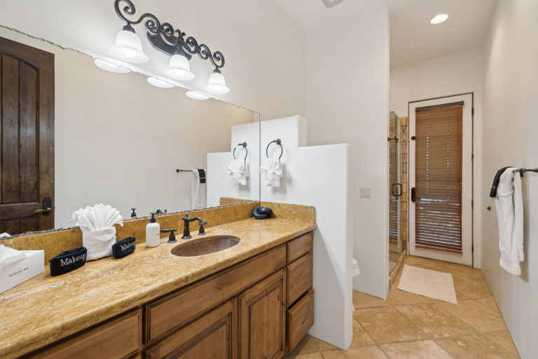 Bathroom 5, Sono - The Sonoran - Scottsdale - 16215 E Cavedale, Maricopa