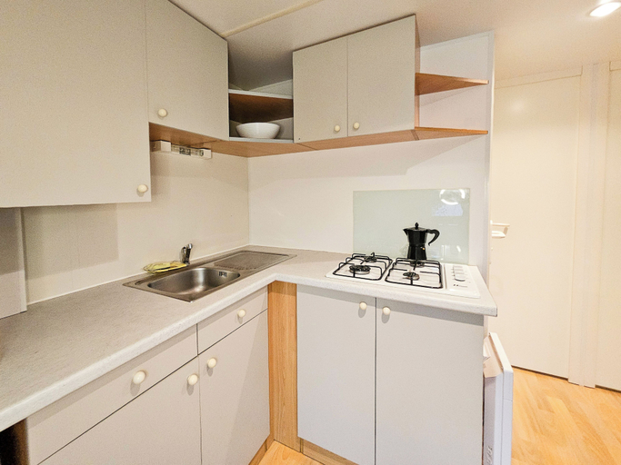 Private kitchen 4, Bungalows y Cabañas Solopuent Natur, Huesca
