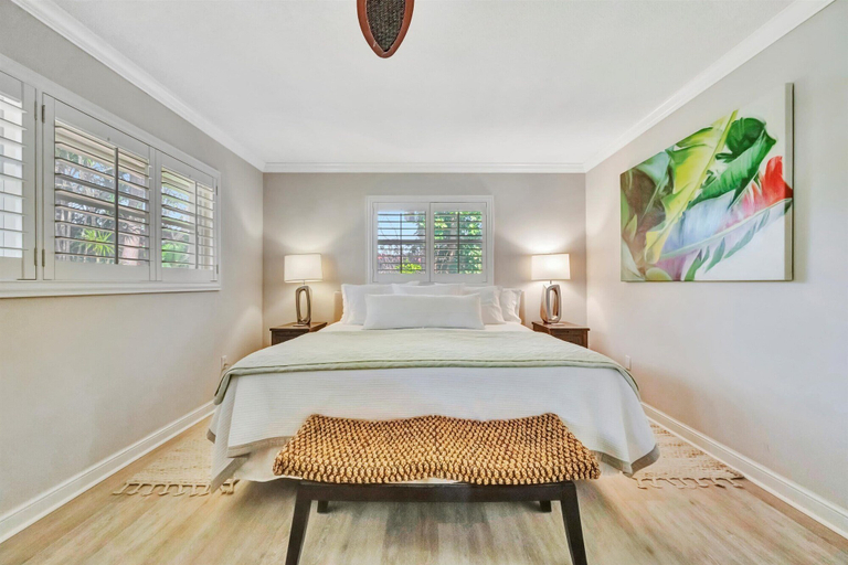 Room 5, Waterfront Heated Pool House Kayaks Boat Dock, Sarasota